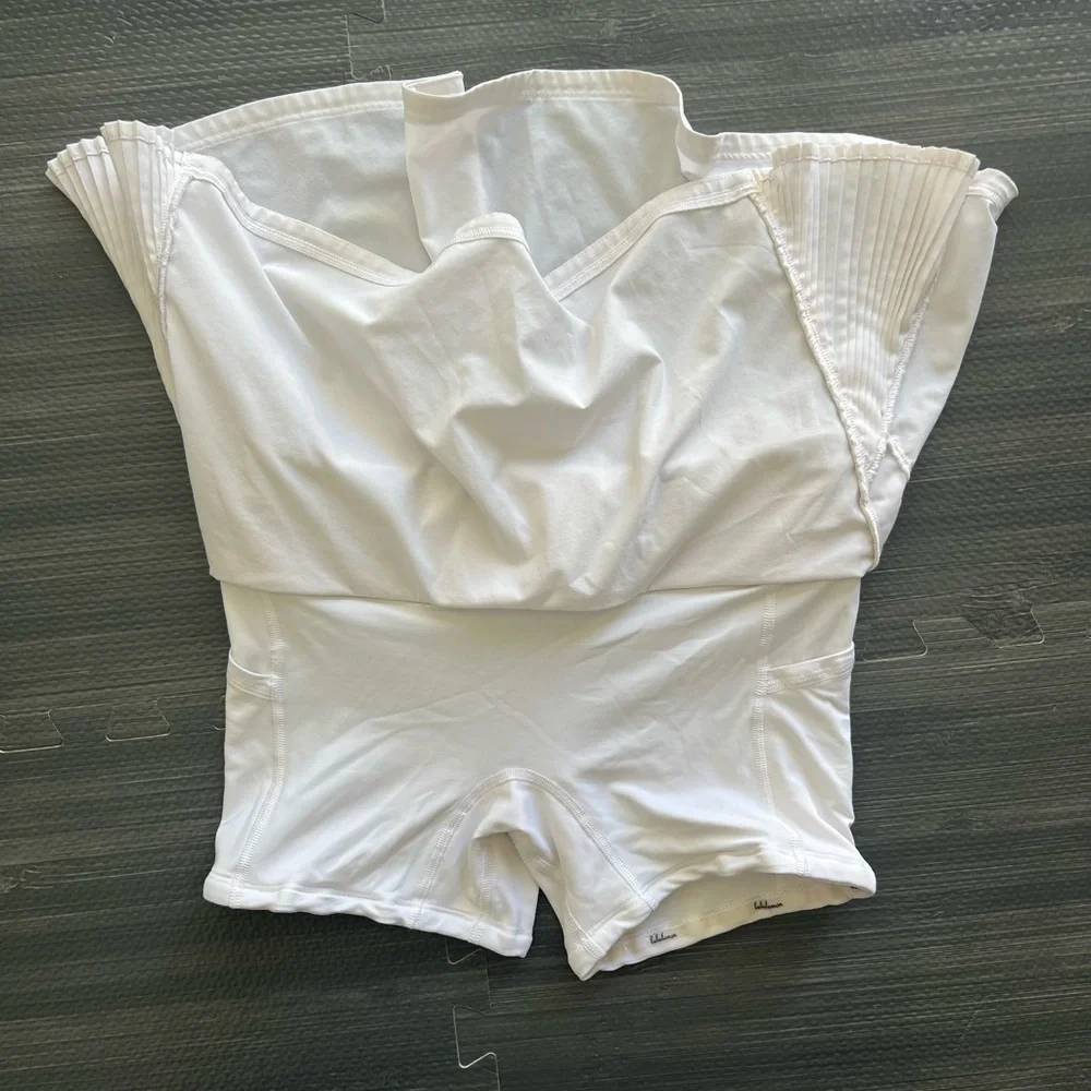 Lululemon Play off the Pleats Tennis Skirt in White Size 2 Regular - Picture 7 of 11